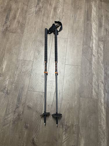 LIKE NEW - Adjustable Black Crows Duos Freebird Touring Ski Poles 110cm - 140cm