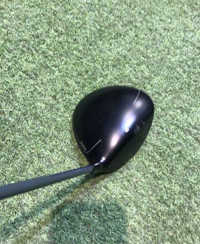 TaylorMade Used Left Hand Men's Stiff Flex 9.5 Loft Driver