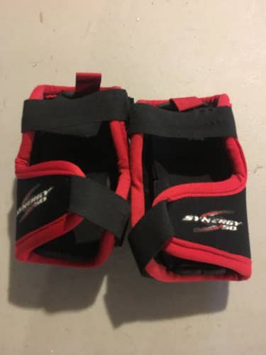 Youth Used Easton synergy 50 Elbow Pads