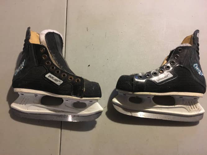Youth Used Bauer Hockey Skates Size 13