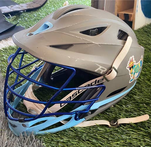 Gray Used Player's Cascade R Helmet