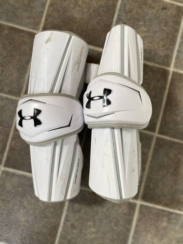 Used Extra Large Under Armour Revenant Arm Pads