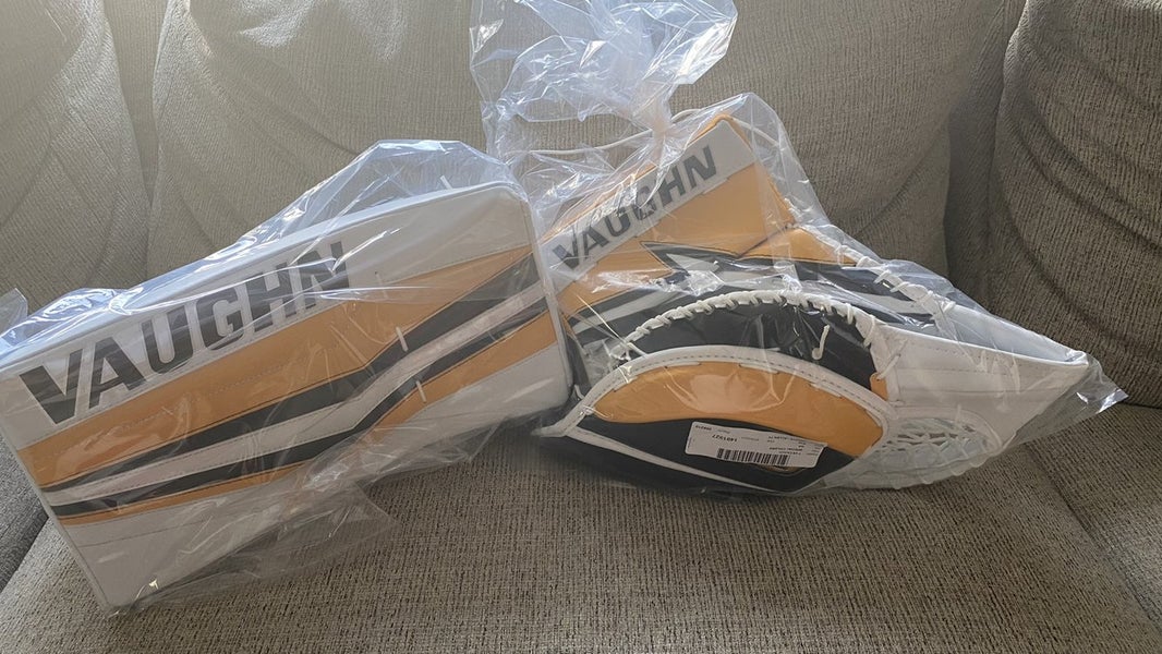 Brand new custom Vaughn Velocity V9 Pro Carbon Glove & Blocker