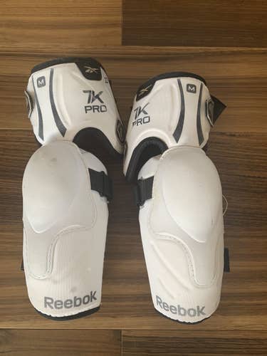 RBK / Reebok 7K Pro Elbow Pads Size 5 / Med