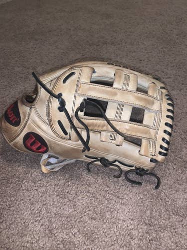 High School/College Outfield 12.75" A2000 Baseball Glove