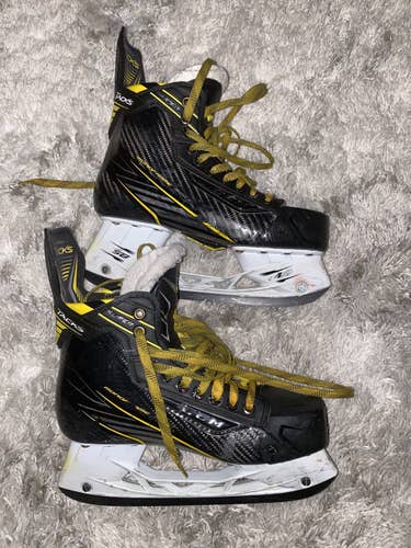 CCM SUPER TACKS ICE HOCKEY SKATES Senior 7 D Used