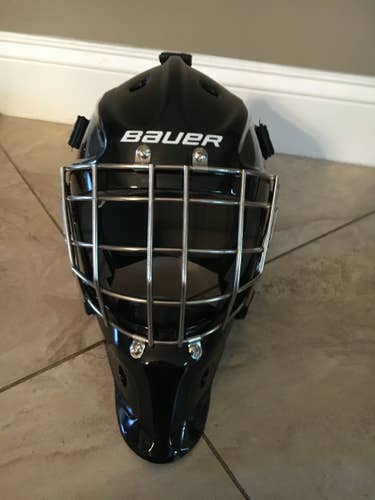 Black Bauer 940x Goalie Mask