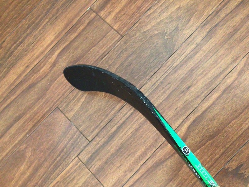 Used Senior Warrior Left Hand Covert QRE Matrix Hockey Stick