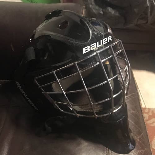 Black Used Bauer  Un known Goalie Mask
