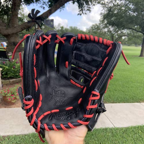 Black New Pitcher's Heart of the Hide 12" Baseball Glove