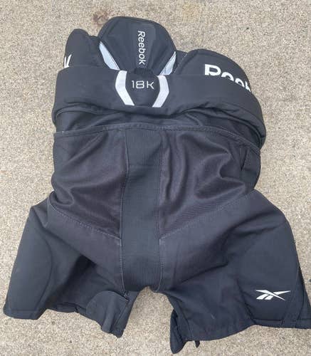Black Used Medium Reebok 18K Hockey Pants