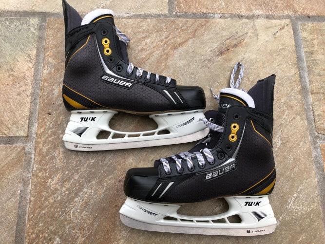 Senior New Bauer Supreme elite Hockey Skates Regular Width Size 9.5