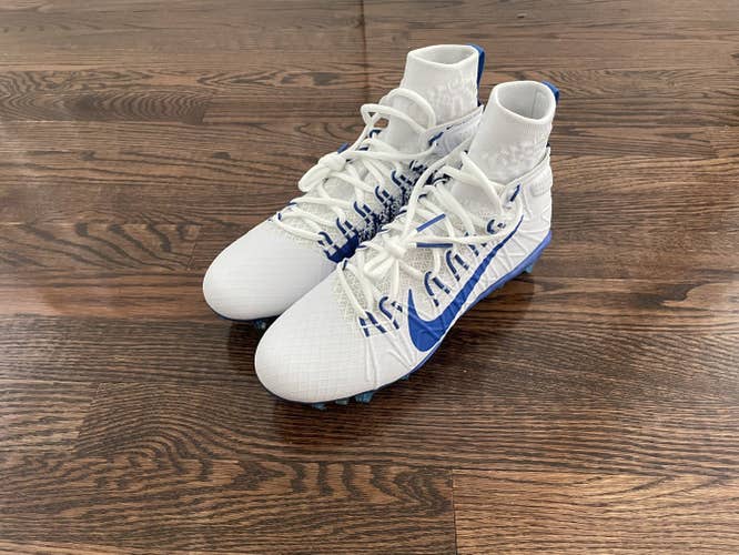 Adult New Size 8.5 (Women's 9.5) Molded Cleats Nike Alpha Cleats