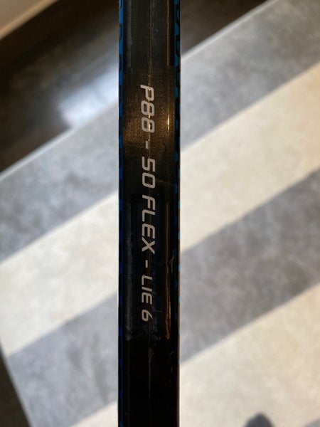 Bauer Right Handed Nexus Geo Hockey Stick - Used for 2 practices