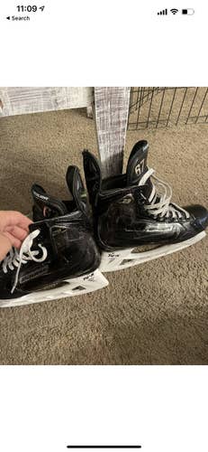 Senior Bauer  Pro Stock Supreme 2S Pro Hockey Skates Max Pacioretty Golden Knights