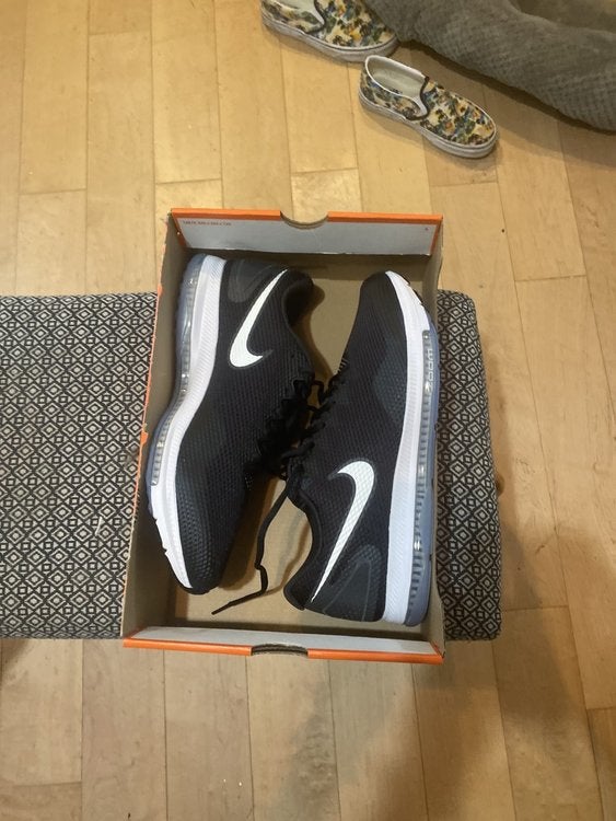 nike zoom all out low size 12