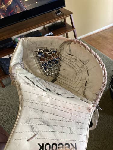 White Senior Used Reebok Regular 14K