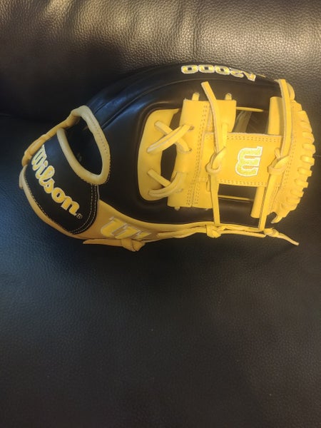 New Wilson Right Hand Throw A2000 1786 Baseball Glove 11.5"