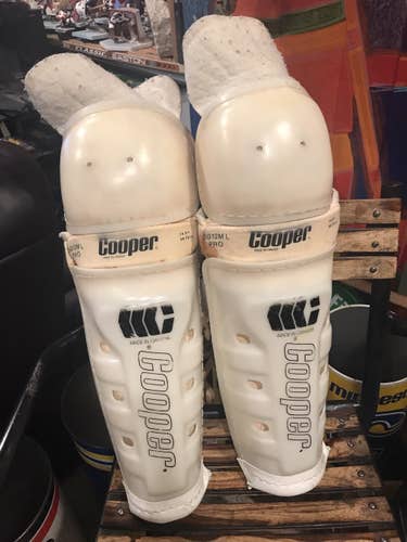 Vintage COOPER Hockey Shinpads 15.5” Model DG12ML PRO