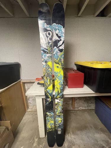 Used Atomic Coax 183 Skis