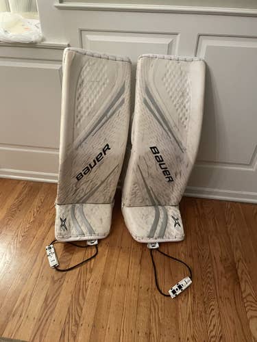 Bauer Vapor 2X Pro Hockey Goalie Leg Pads. Size: L 35”