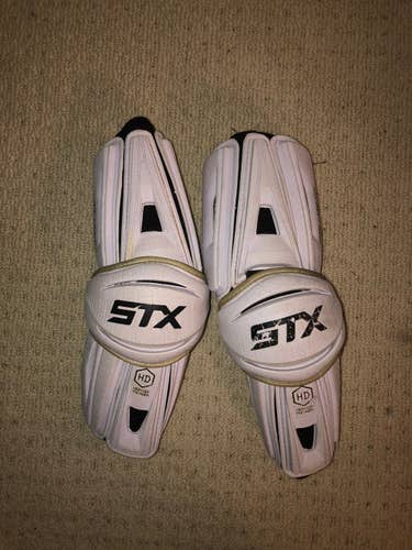 Used Medium STX Stallion 500 Arm Pads