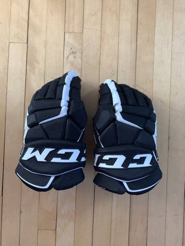 CCM Tacks Classic Pro Gloves