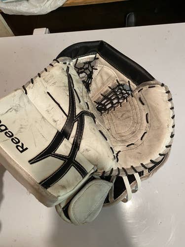 Reebok 9000 goalie glove