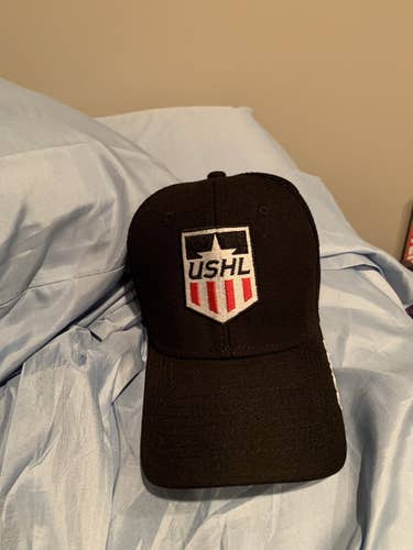 Bauer USHL Hat