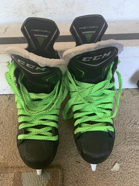 Senior CCM Extra Wide Width Size 7 RibCor 78K Hockey Skates