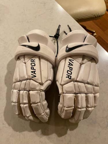 Used Nike Vapor Lacrosse Gloves 13"