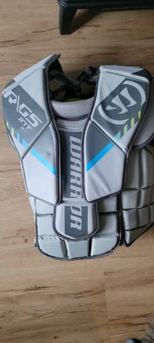 Intermediate Used Warrior Ritual G5 Intermediate Goalie Chest & Arm Protector