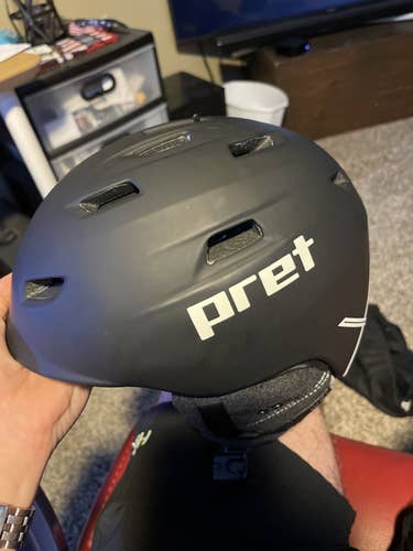 Black Men's Medium Pret Helmet