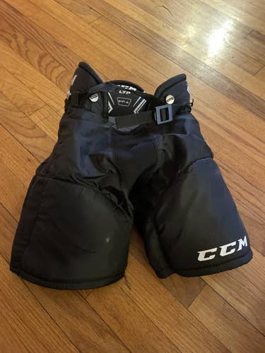 Black Youth Large CCM  LTP Hockey Pants