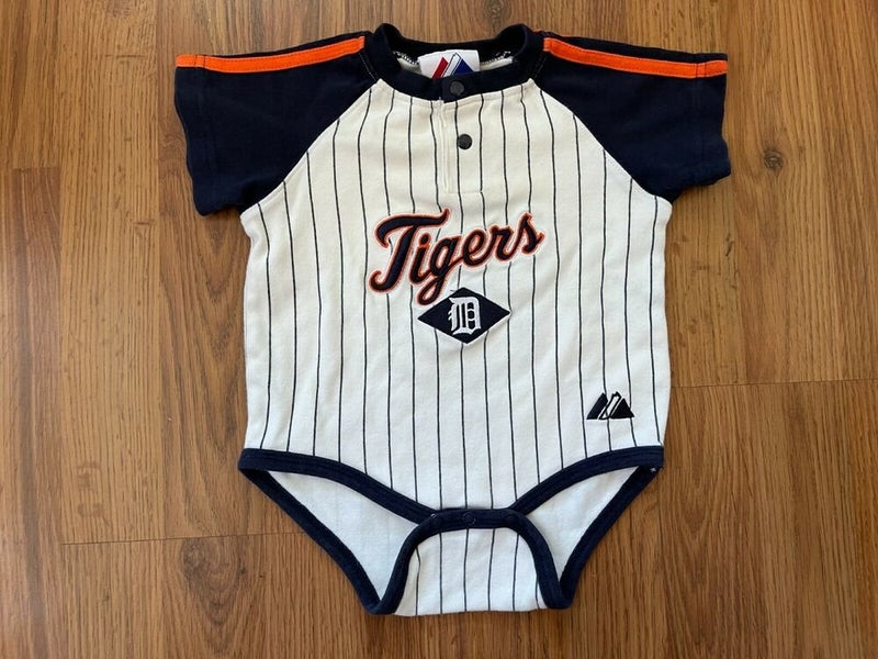 Detroit Tigers MLB Baseball SUPER AWESOME Majestic Boys Size 18M Baby Body  Suit!