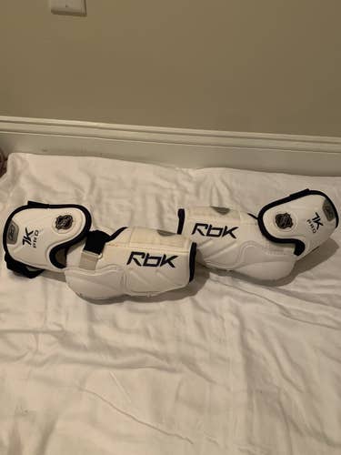 Reebok 7k Pro Elbow Pads/ Used/ Size 5