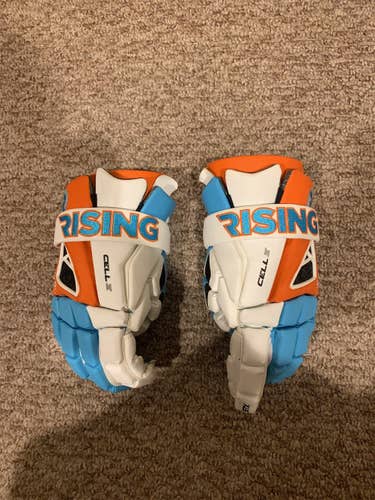 Used STX Cell IV 13" Lacrosse Gloves