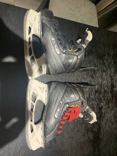Bauer Supreme S170 Hockey Skates Size 3D Used