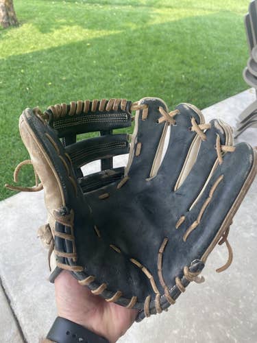 Brown High School/College Infield 11.5" Baseball Glove