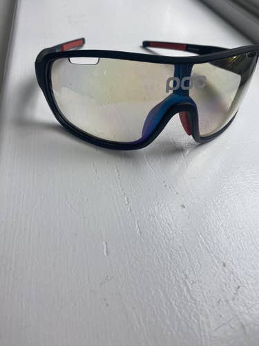 Black Used Adult Unisex One Size Fits All POC Sunglasses
