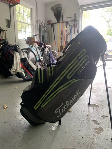 Green Unisex Titleist Bag