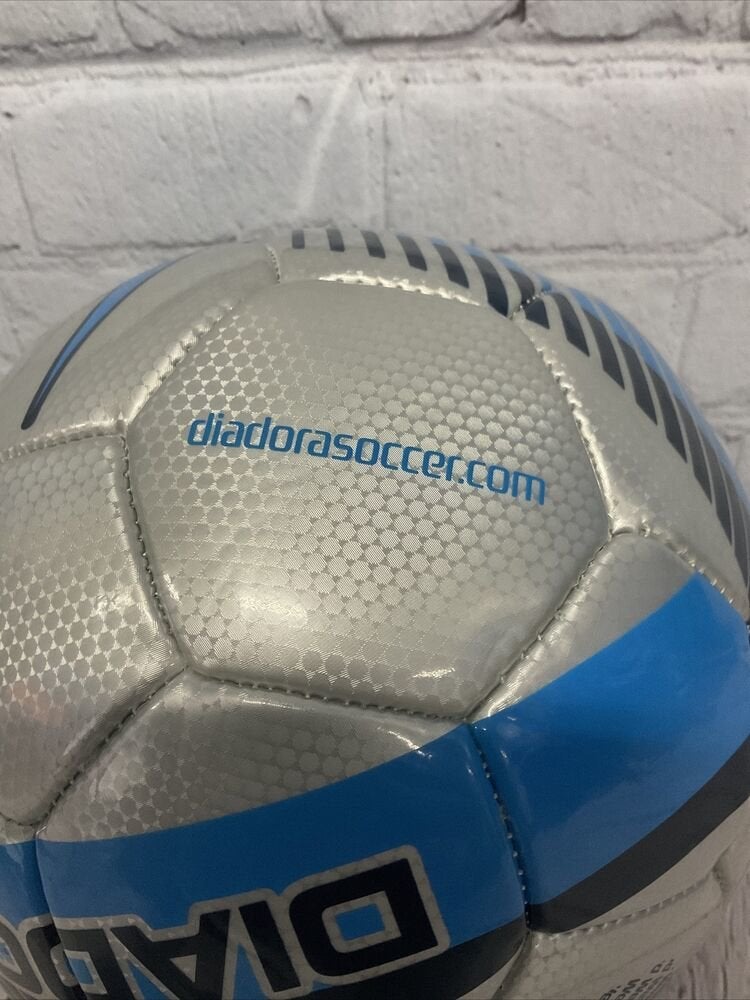 8423円 激安格安割引情報満載 Molten モルテン サッカーボール検定5号球 天皇