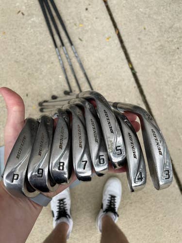 Full set of Dunlop golf clubs and Head Covers - great beginner clubs- plus a callaway putter