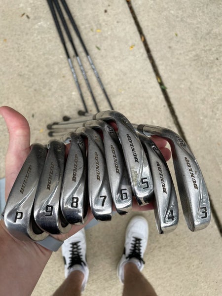 Full set of Dunlop golf clubs and Head Covers - great beginner clubs- plus a callaway putter