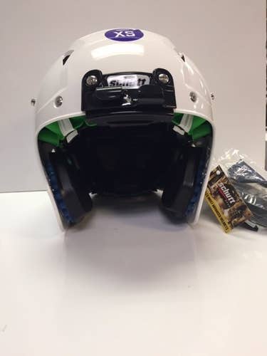 New Schutt Vengeance A3 Helmet XSmall (NOS NO TRADES)