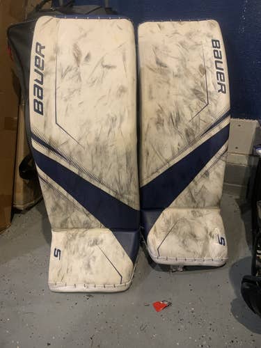 Used Senior Bauer Supreme 2S Pro Goalie Pads Medium 34+1”