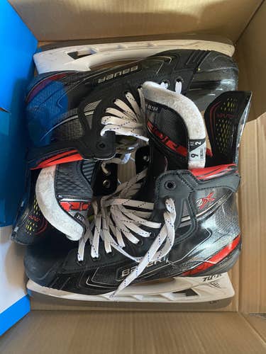 Senior Bauer Vapor 2x Size 9 Fit 2 Hockey Skates