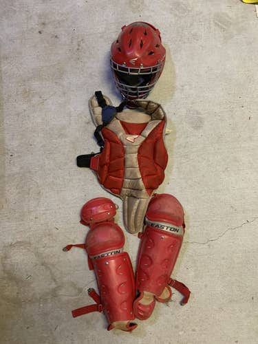 Easton youth catchers gear