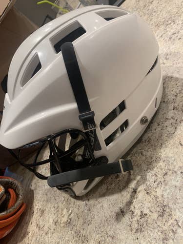 Lacrosse cs helmet adjustable