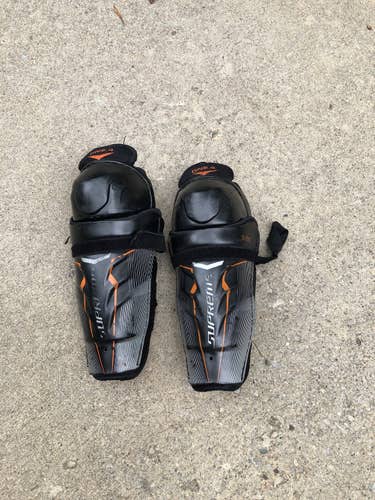 Used Bauer One 4 Shin Pads